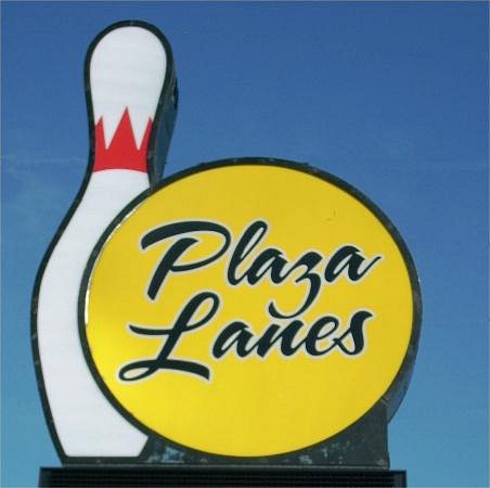Plaza Lanes image