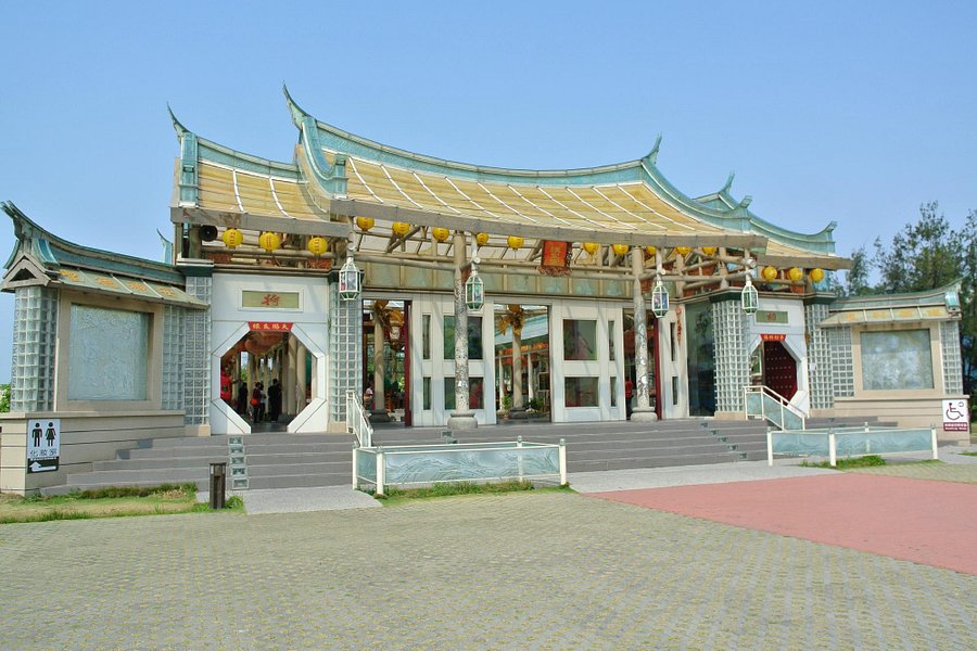 Hu Sheng Temple Glass Temple image