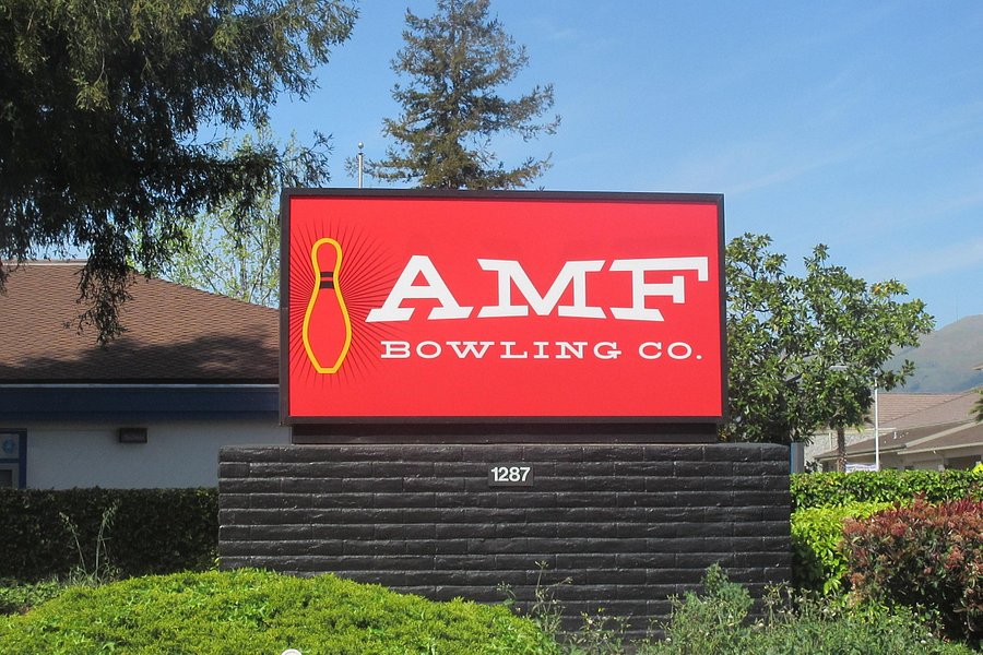 AMF Bowling image