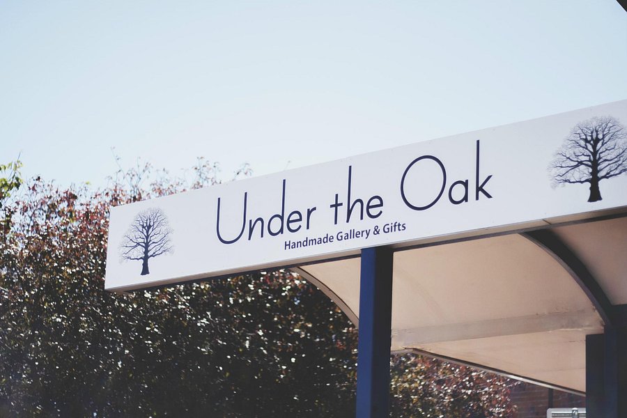 Under The Oak, handmade gallery and gifts image