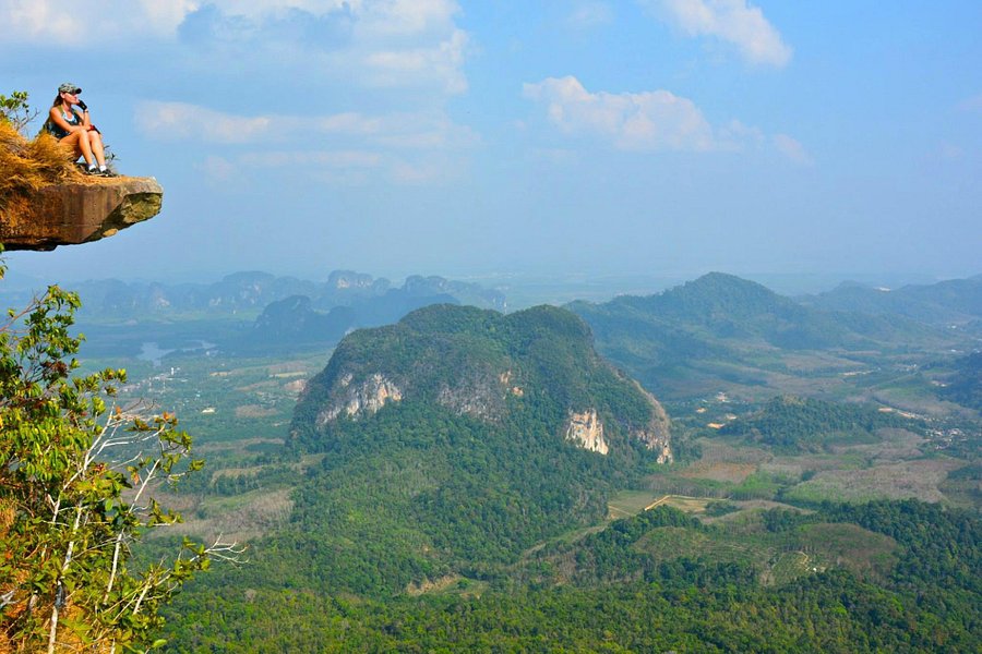 Tab Kak Hang Nak Hill Nature Trail image