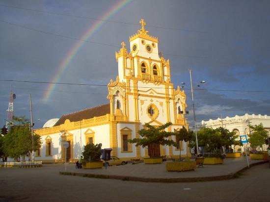 Iglesia Santa Cruz de Lorica image