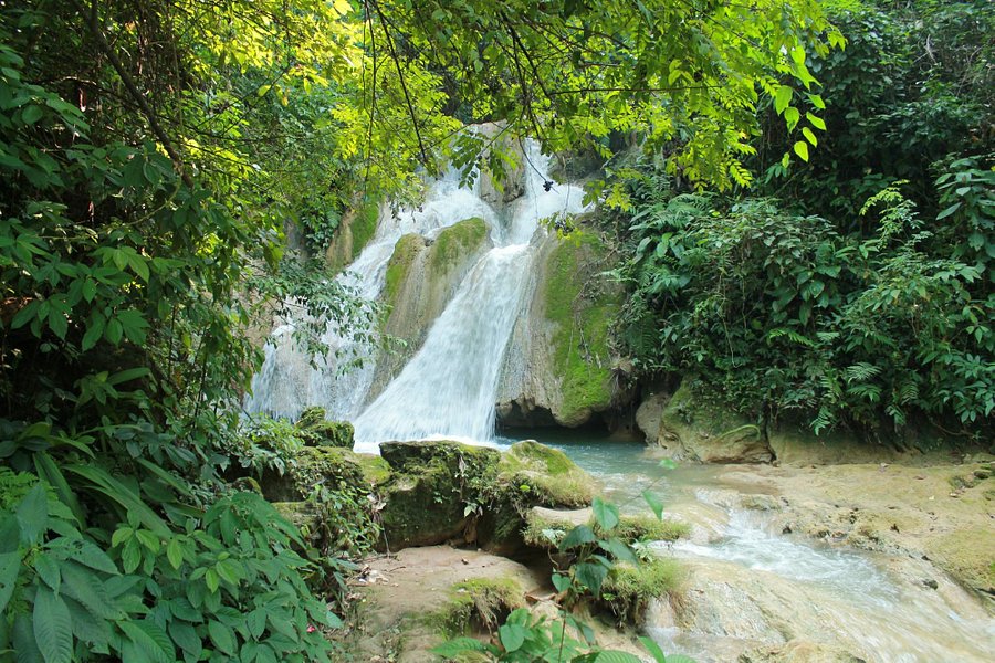 Tad Thong Waterfall image