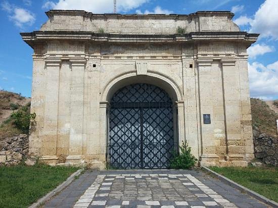 Ochakovskiye Gates of Kherson Fortress image