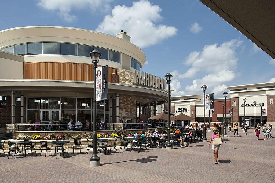 Twin Cities Premium Outlets image