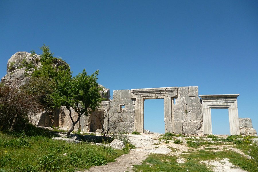 Meron Synagogue Ruins image