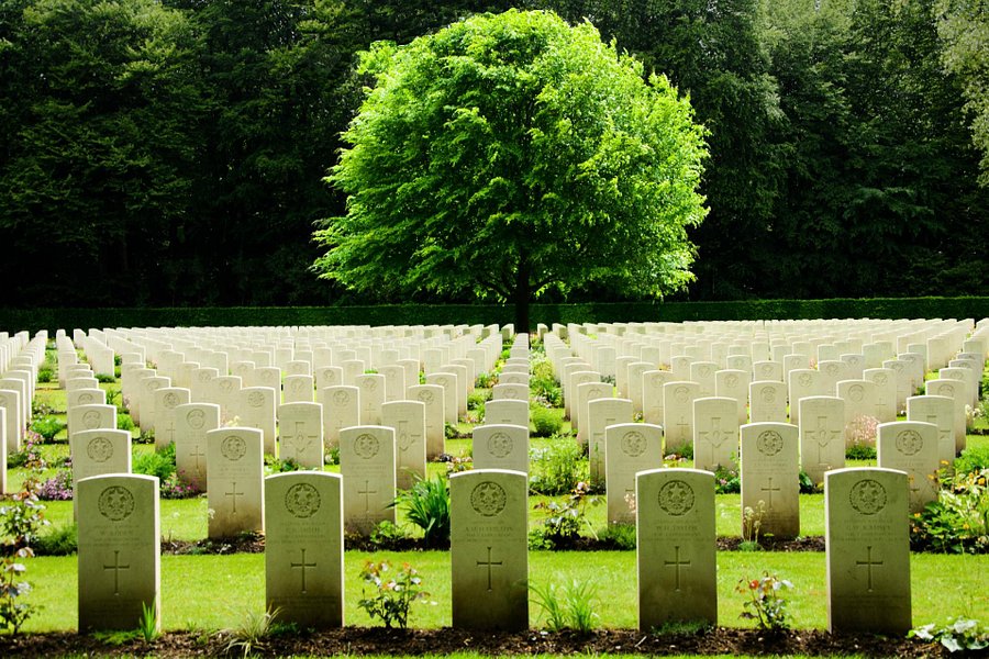 Reichswald Forest War Cemetery image
