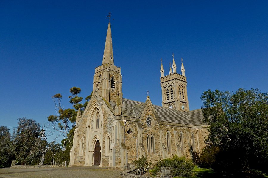 St. Andrew's Uniting Church image