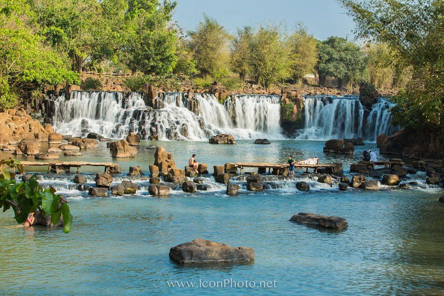 Giang Dien Waterfall Tourist Site image