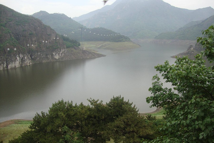 Yansai Lake image