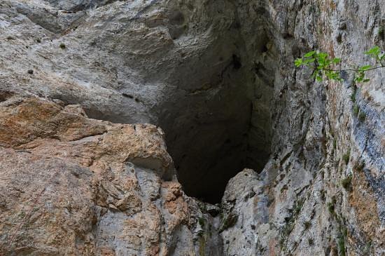 Haramiiska Cave image