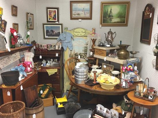 Vintage Traders Antique Mall image
