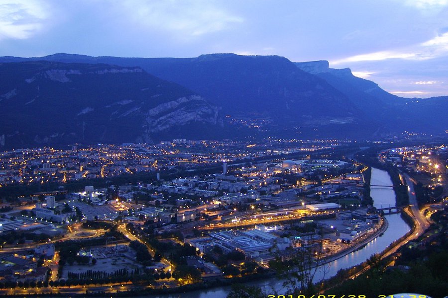 Grenoble Bastille Cable Car image