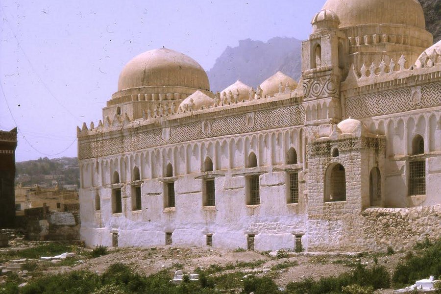 Mudhaffar Mosque image