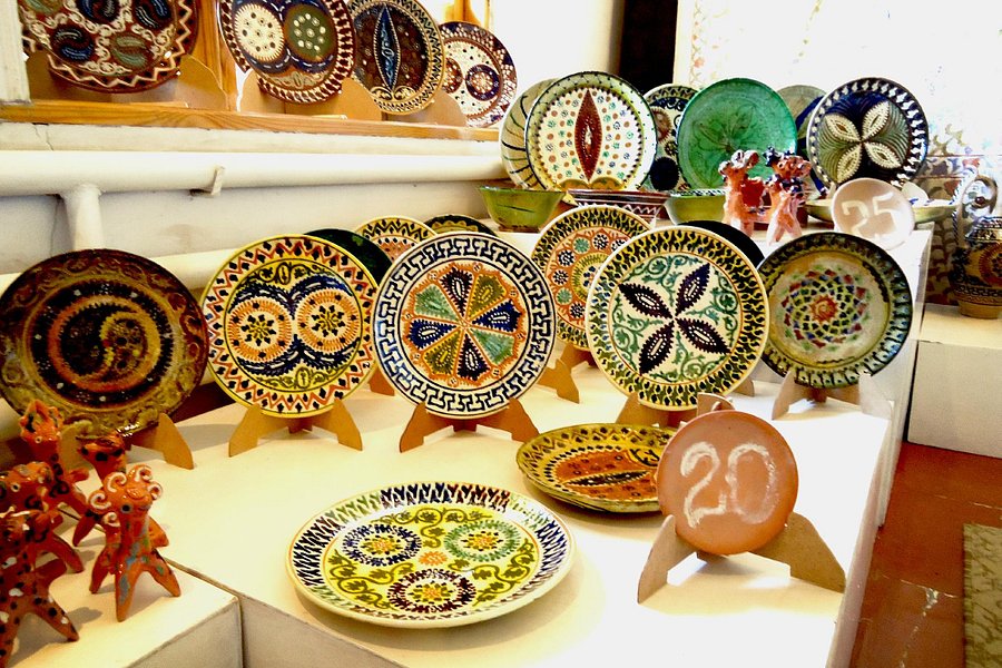 Gijduvan ceramics of The Narzullaevs image