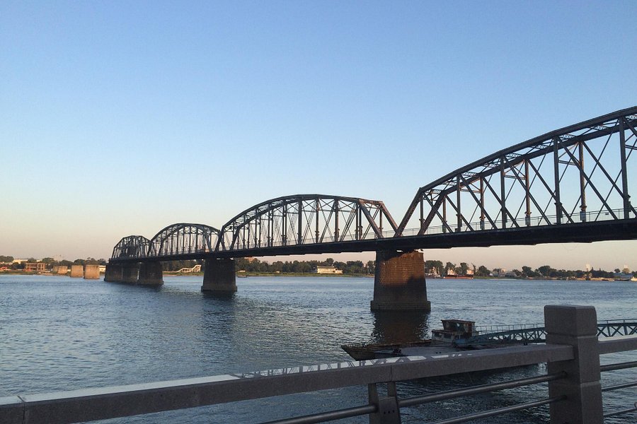 Yalu River Bridge image
