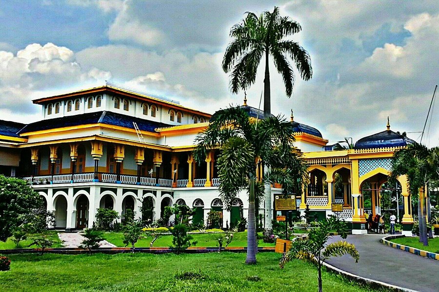 Maimun Palace image