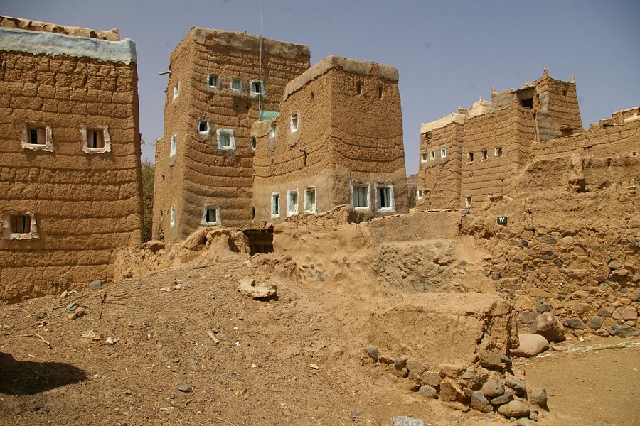 Al Okhdood Archaeological Site image