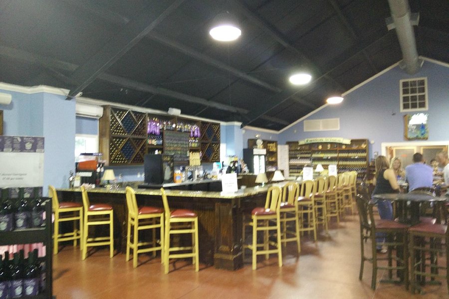 Two Henrys Brewing Company Tasting Room image