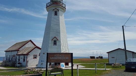 Malpeque Outer Range Lighthouses image