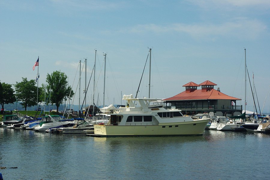 Burlington Community Boathouse Marina image