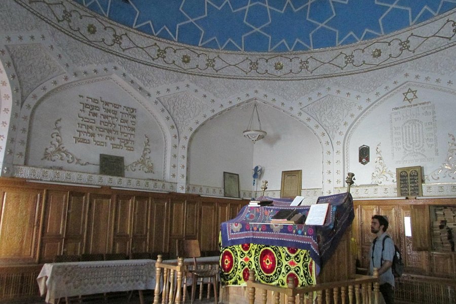 Gumbaz Synagogue image
