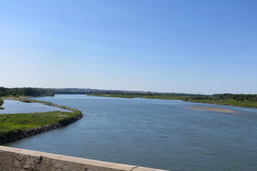 Missouri River image