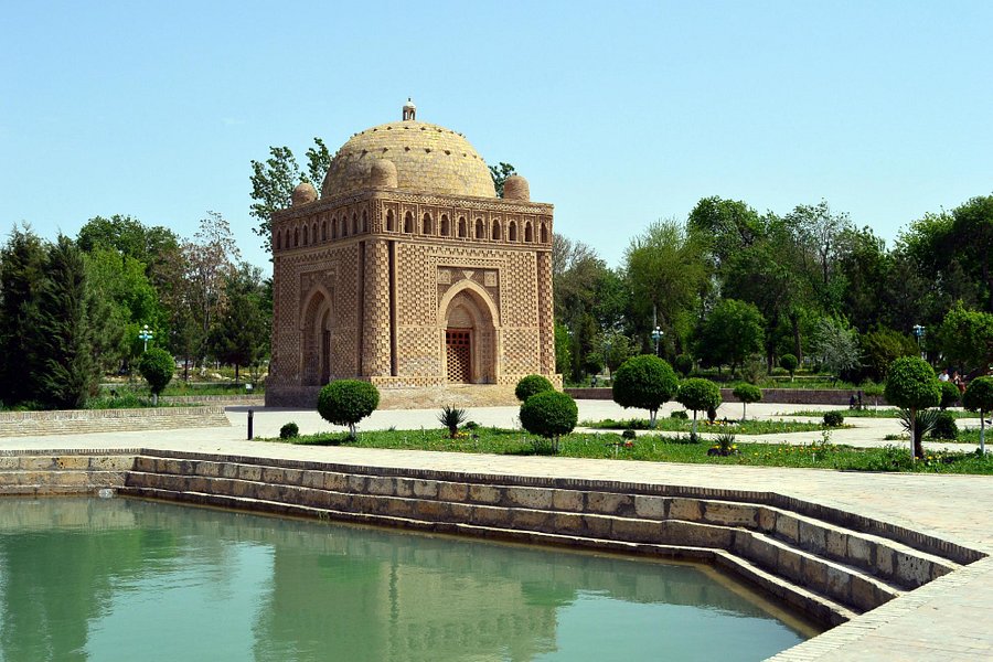 Samanid Mausoleum image