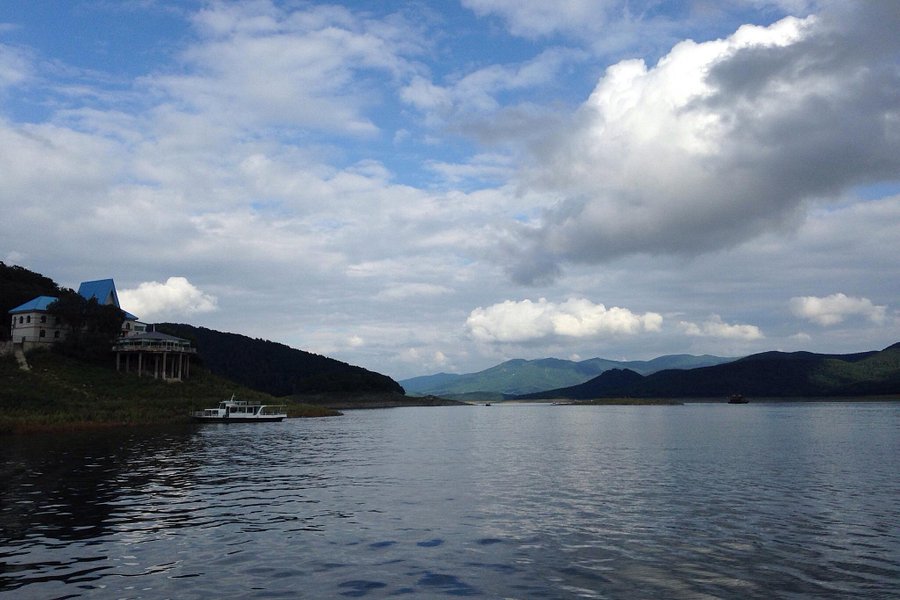 Songhua Lake image
