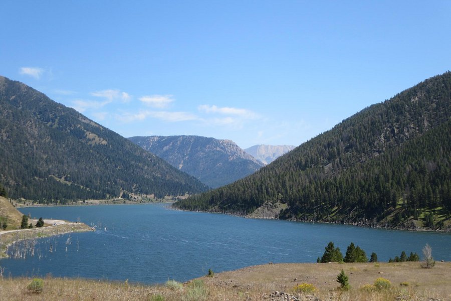 Earthquake Lake image