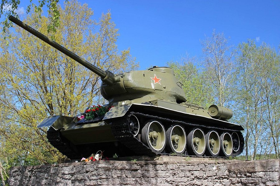 Tank T- 34 image