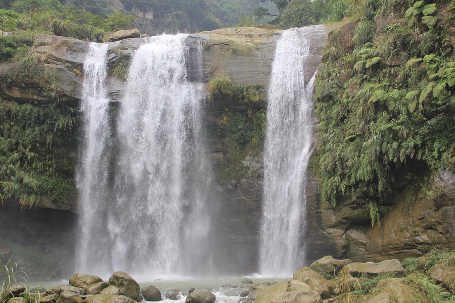 Qinglong Falls image