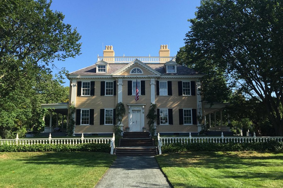 Longfellow House Washington's Headquarters National Historic Site image
