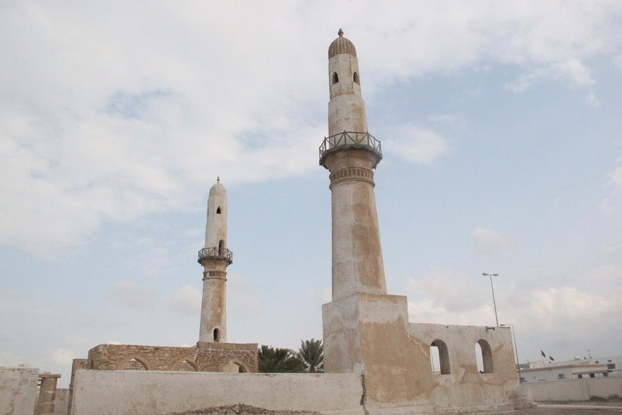 Khamis Mosque image