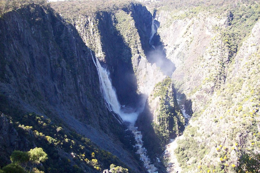 Wollomombi Falls image