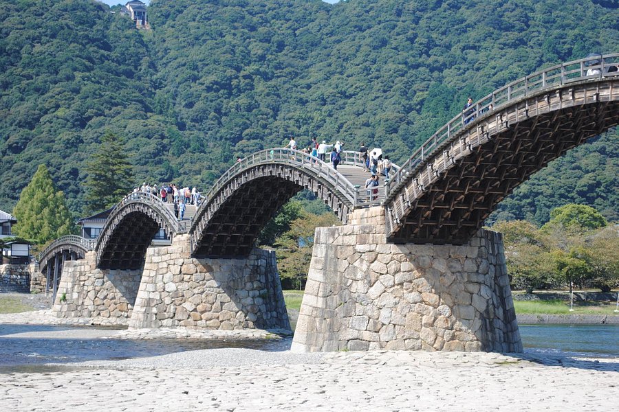 Kintaikyo Bridge image