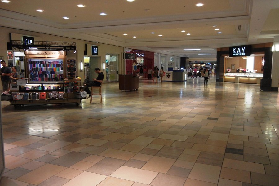 The Mall at Fox Run image