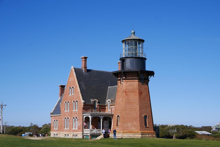 Southeast Lighthouse image