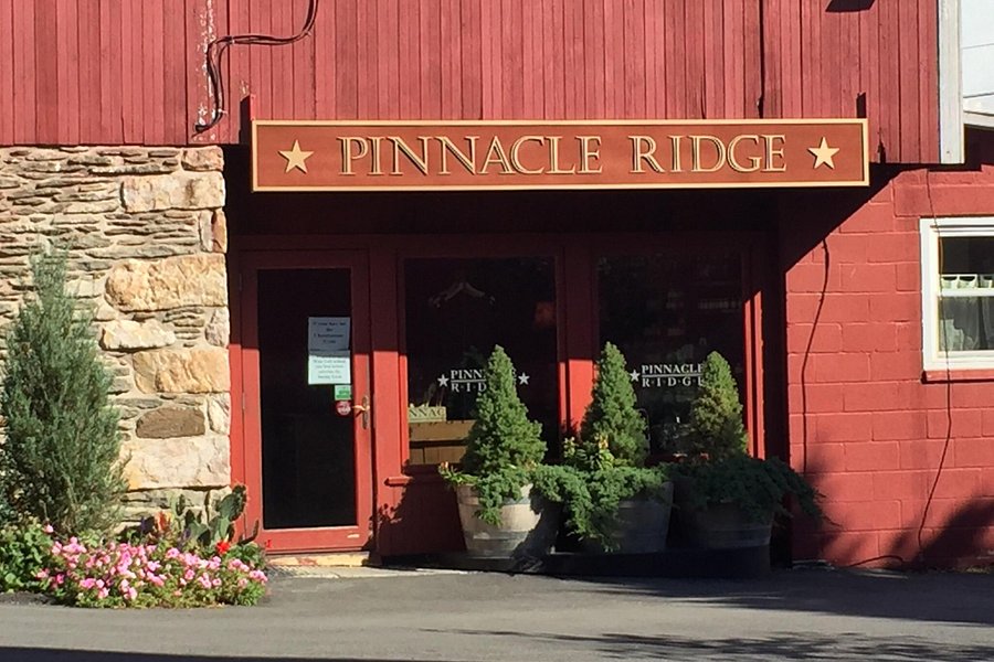 Pinnacle Ridge Winery image