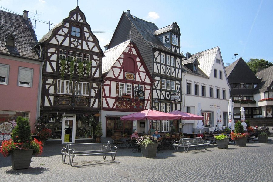 Marktplatz mit Ochsenbrunnen image