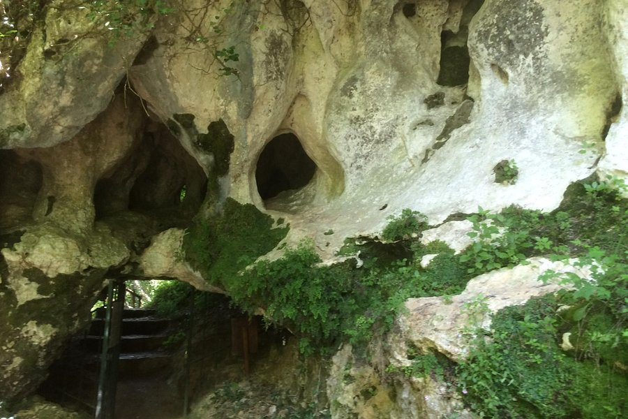 Cueva Del Buxu image