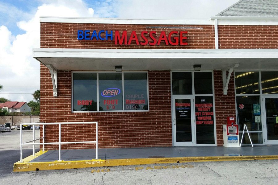 Beach Massage and Spa image
