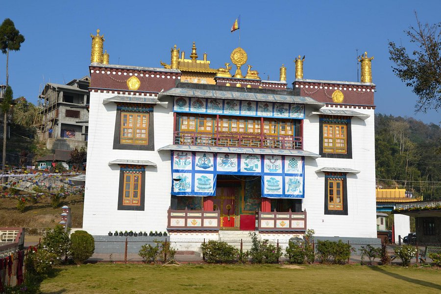 Tharpa Choling Monastery image