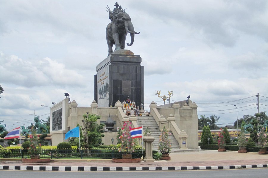 King Rama I Monument image
