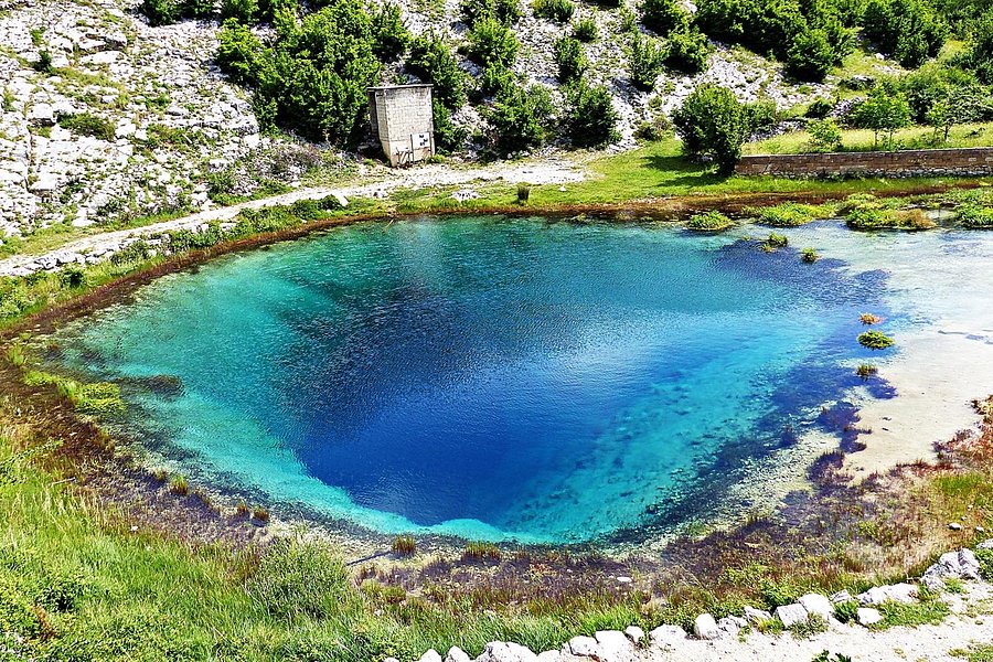 Source of the River Cetina image