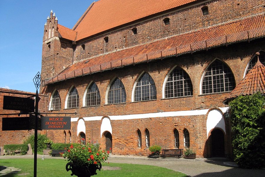Castle of Warmian Bishops in Olsztyn image
