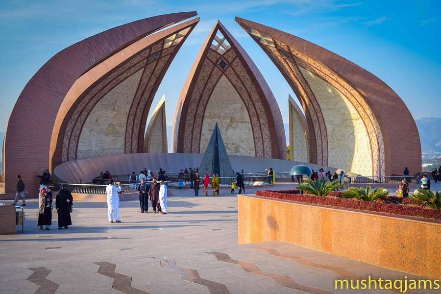 Pakistan monument image