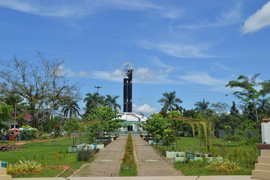Equator Monument image