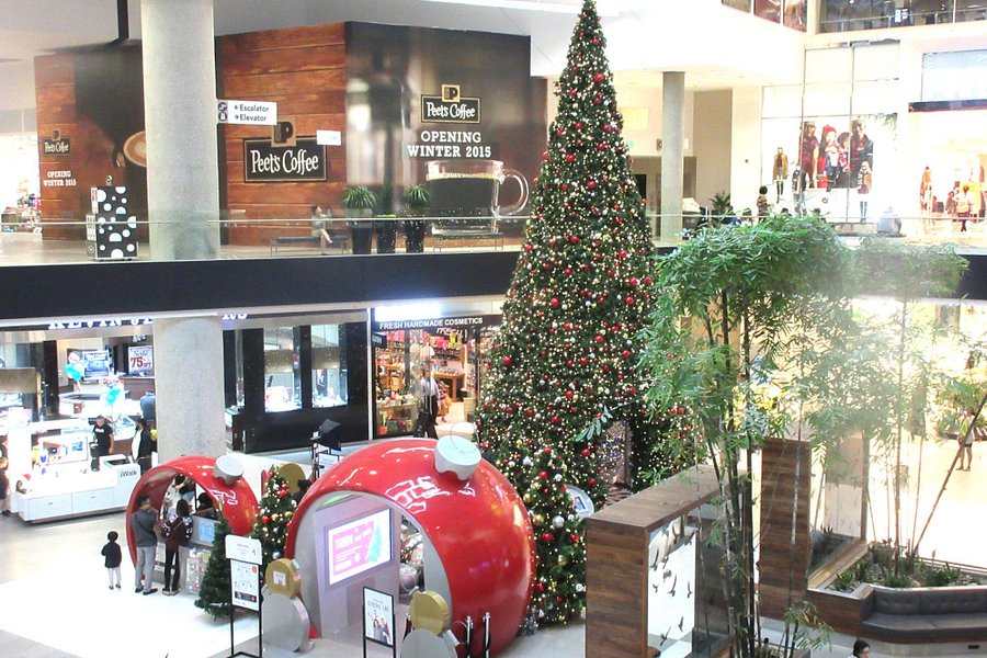 Westfield Santa Anita Shopping Center image
