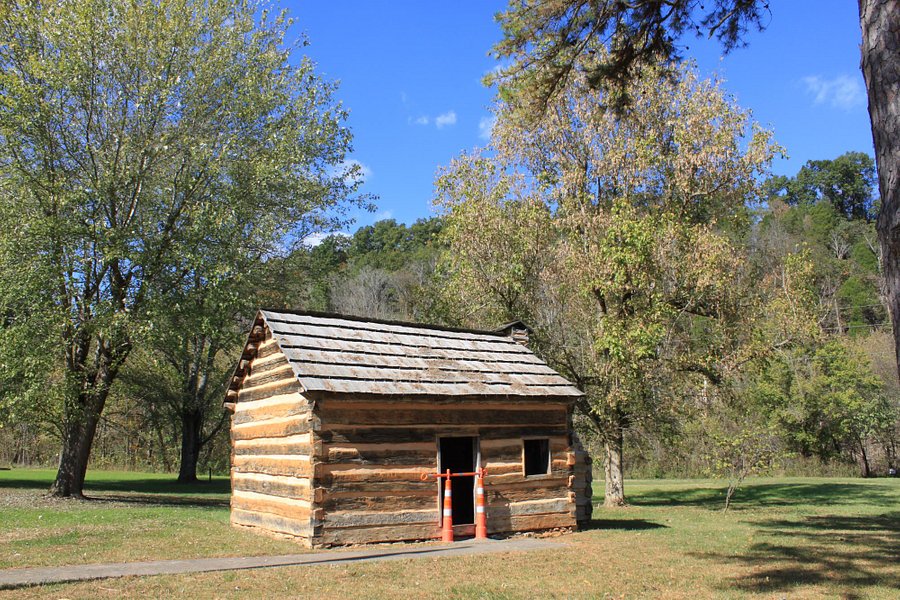 Abraham Lincoln Boyhood Home at Knob Creek image